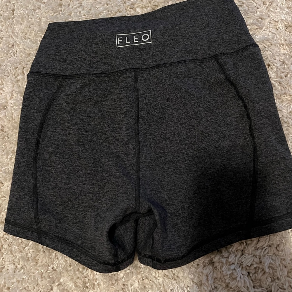 FLEO Super High rise Shorts